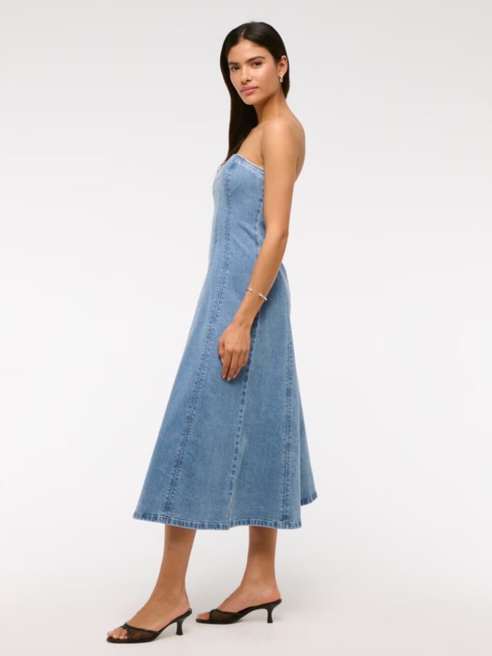 Abercrombie & Fitch The A&F Mila Strapless Denim Midi Dress - Picture 4 of 5